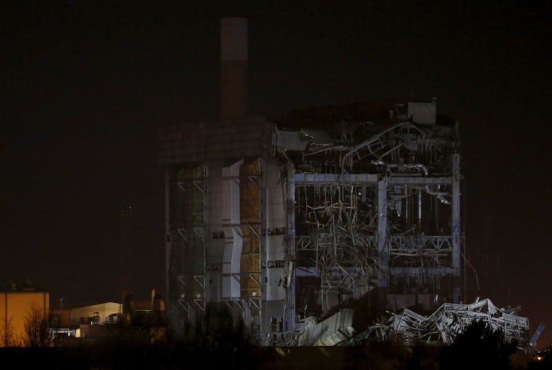A general view shows the remains of a building after it collapsed at the disused Didcot Power Station in Didcot, southern England, February 23, 2016. REUTERS/Peter Nicholls