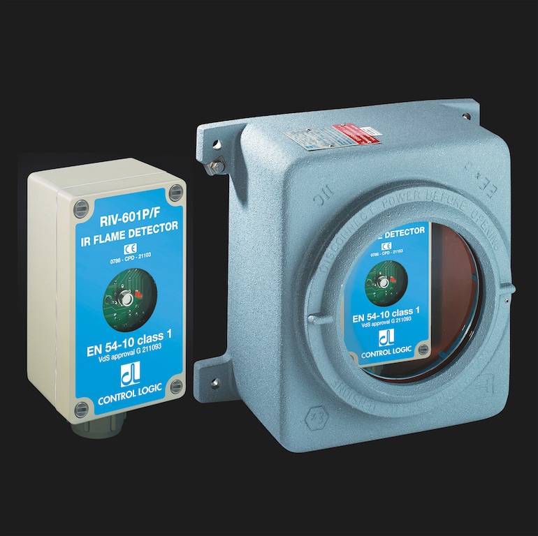 Control Logic IR flame detectors model RIV-601P/F (watertight enclosure) and RIV-601P/FA (explosion-proof enclosure).