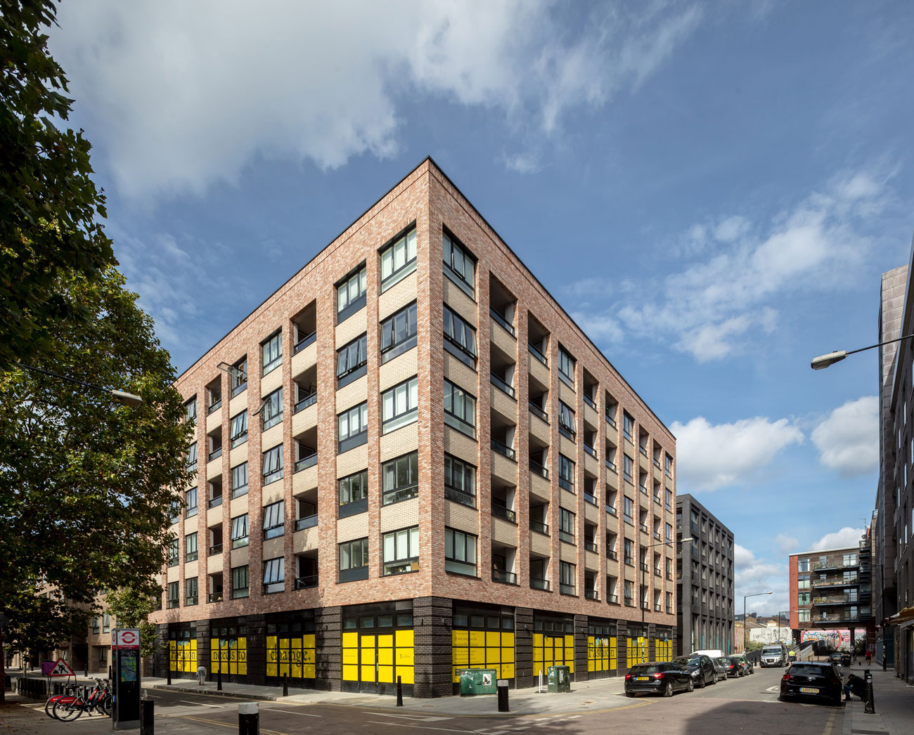 Neptune’s Wharf – Products used: B.O.S.S., Brick Slip Lintels, Welded Masonry Support, Cast-in Channel; Architect: Pitman Tozer, and Haworth Tompkins; Builder Hill: Partnership.